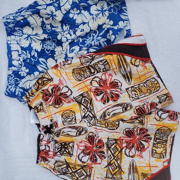 *SOLD*Toddler Boy Summer Bundle - Picture 6 of 9